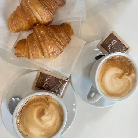 Couette-café La Terrazza Sui Colli 4*